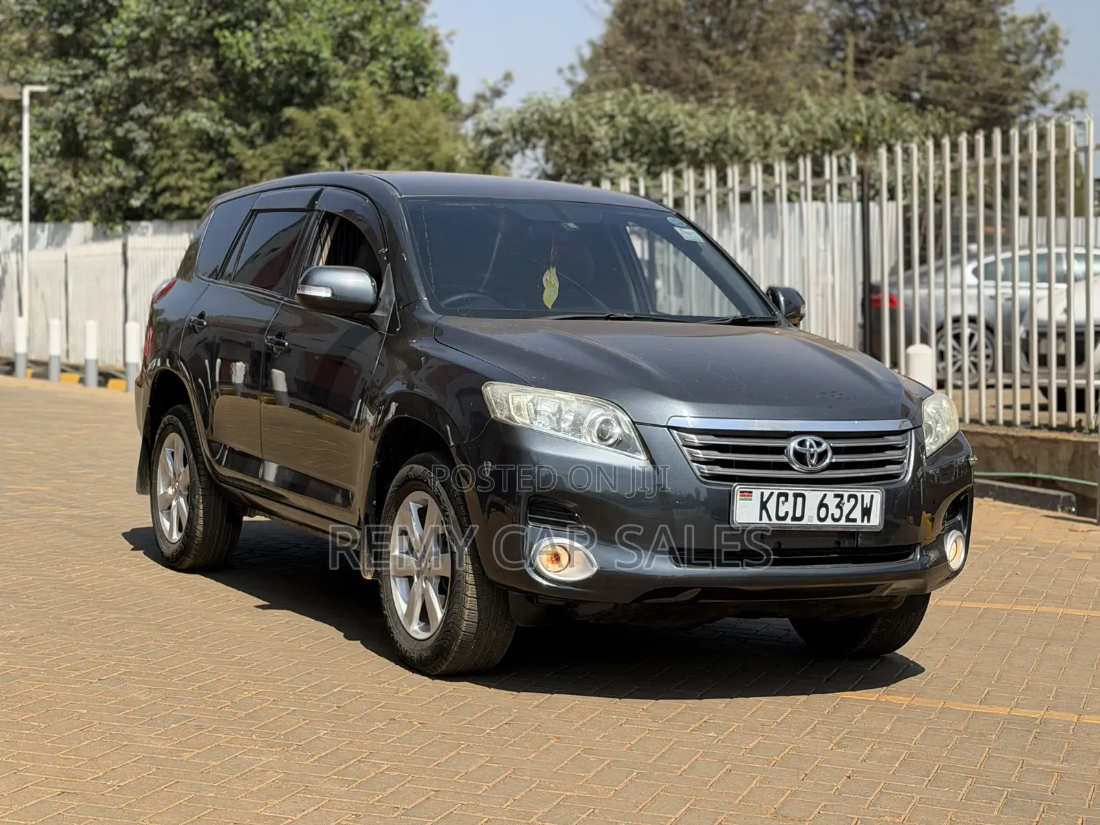 Toyota Vanguard 2008 Gray