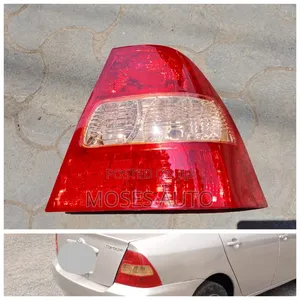 Nze 2001 Back Lights/Taillight/Tail Light/Backlight