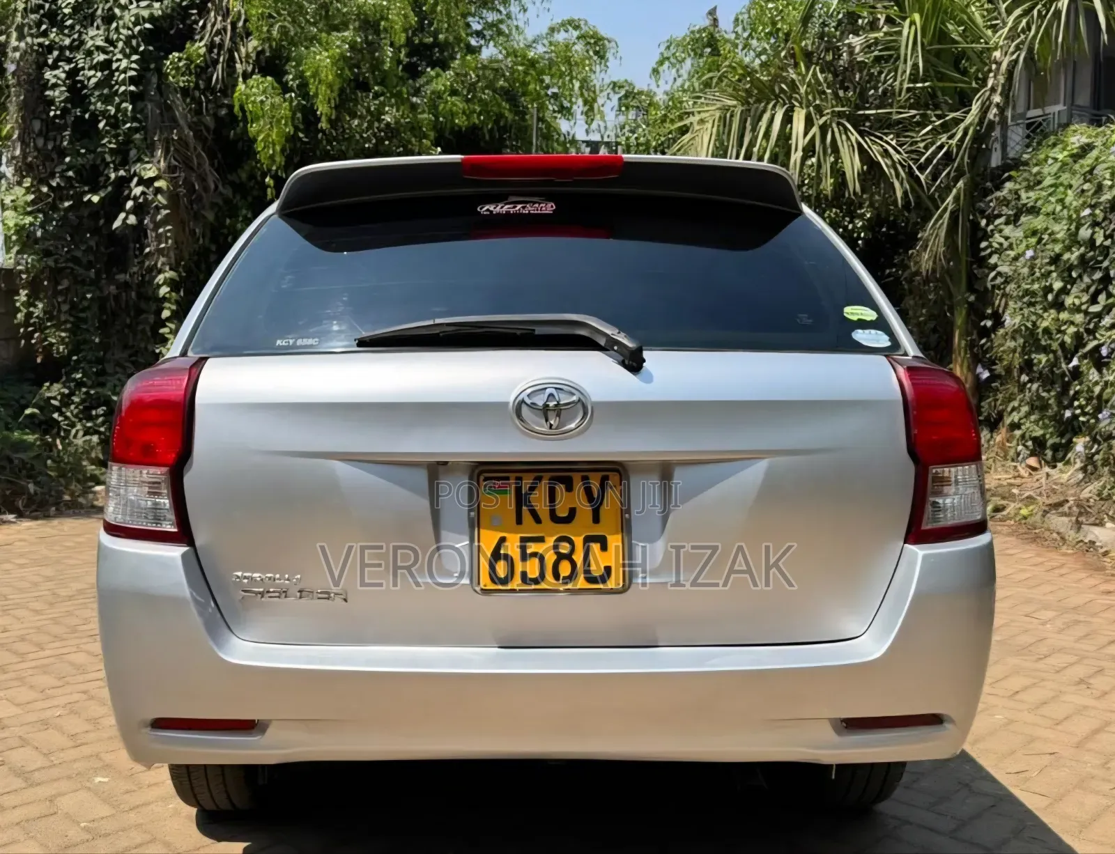 Toyota Corolla Fielder 2012 Silver
