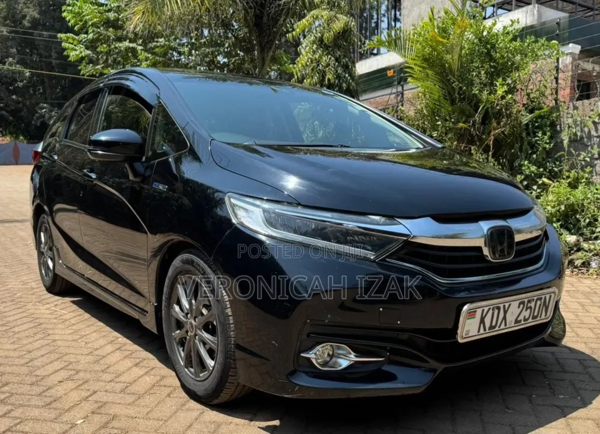 Honda Fit Shuttle 2018 Black