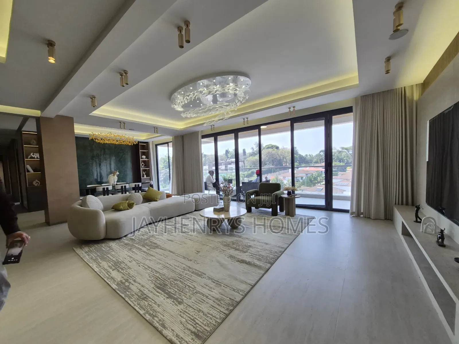 5bdrm Apartment in Spring Valley for sale