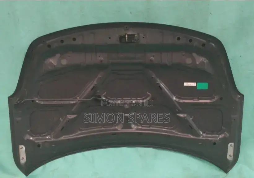 Bonnet Nissan Wingroad Y12 2011
