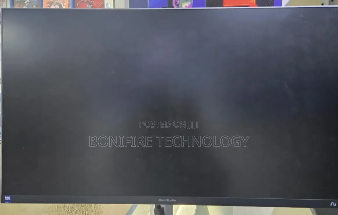 Desktop Computer HP AiO 27 16GB Intel Core Ultra 7 SSD 1T