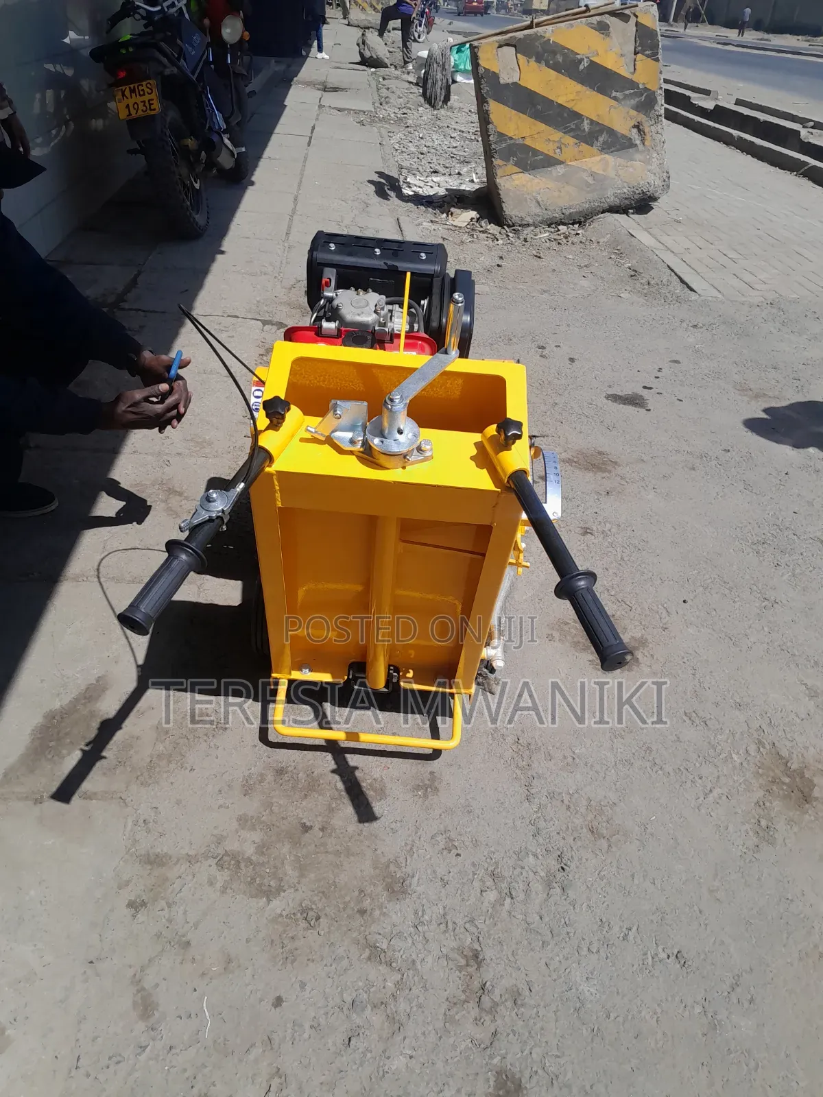 Concrete Cutter (Diesel)