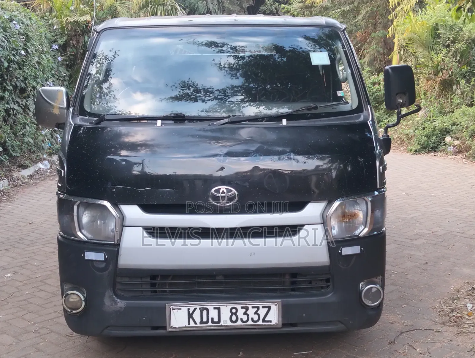 Toyota HiAce 2015 Black