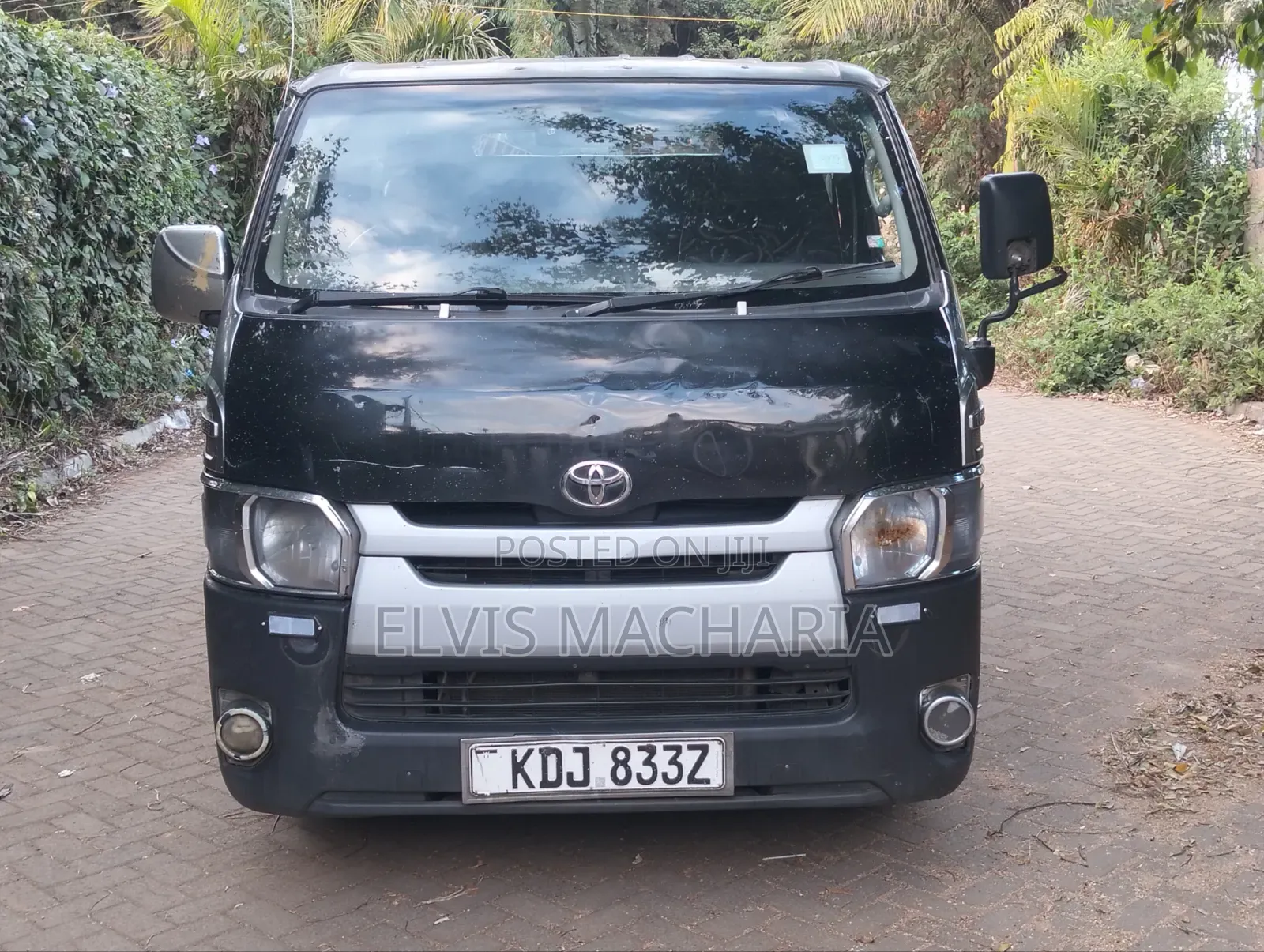 Toyota HiAce 2015 Black
