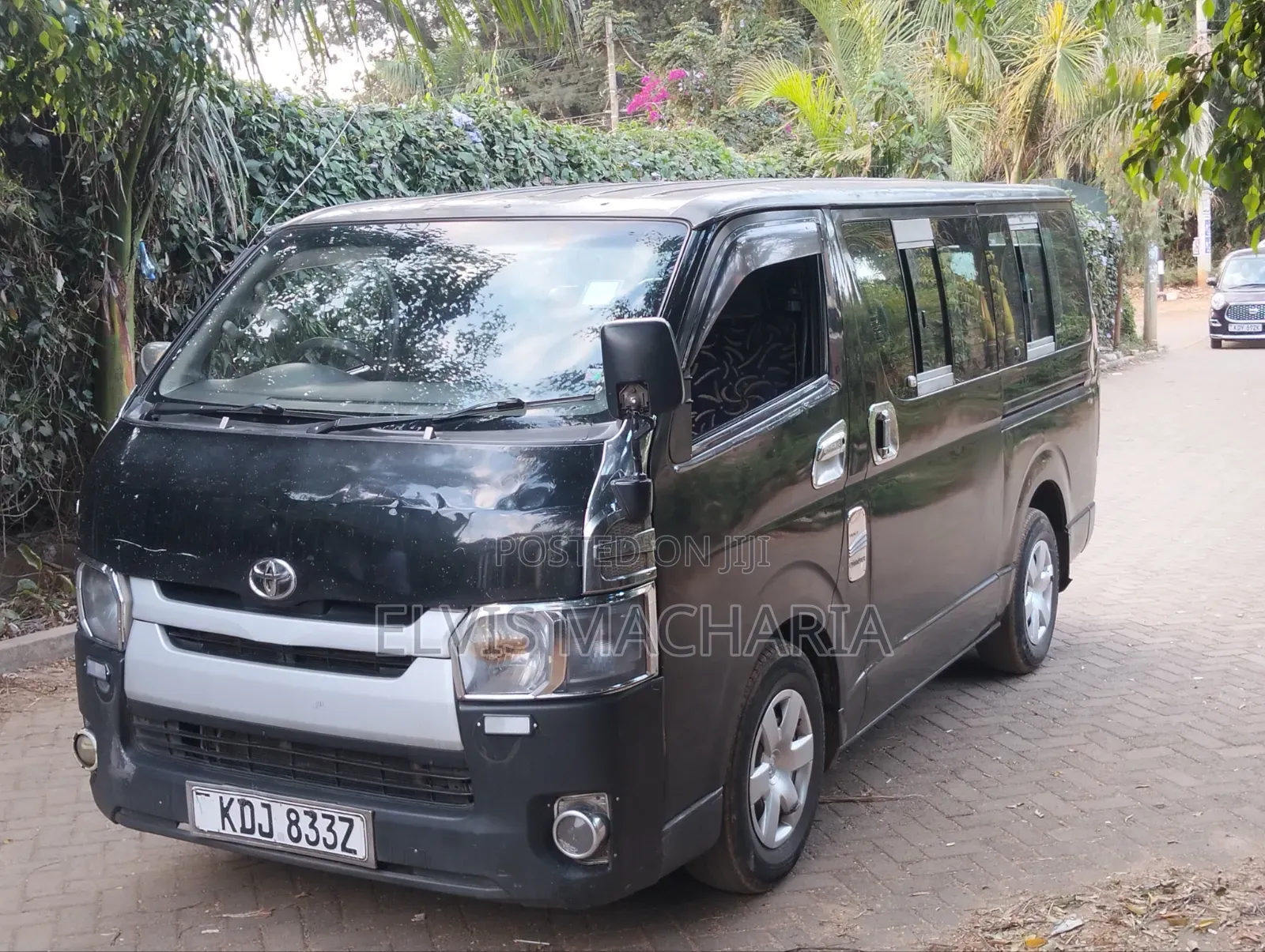 Toyota HiAce 2015 Black