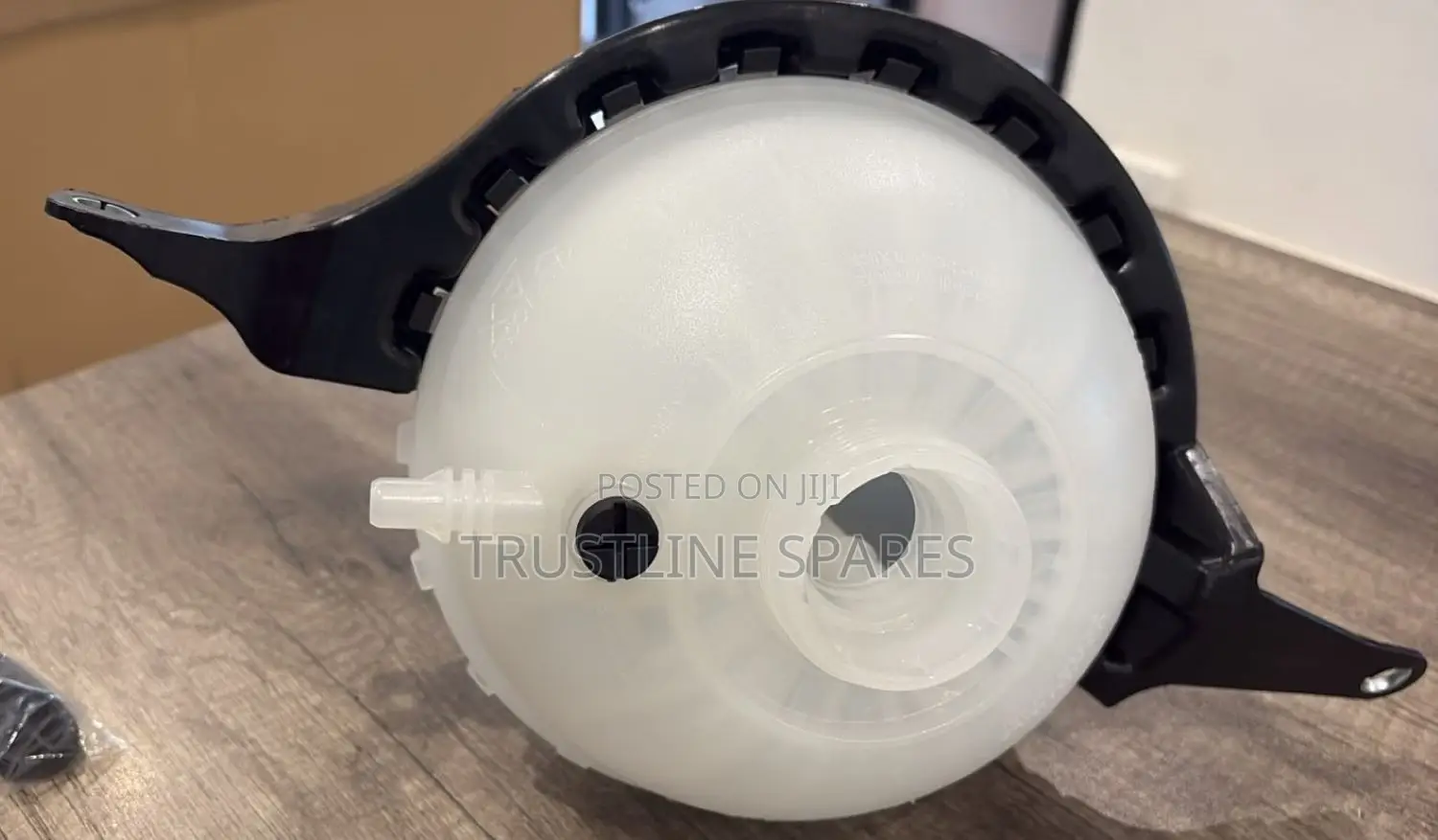 BMW 5 Series F10 Expansion Tank – Reliable Coolant Reservoir Fit
