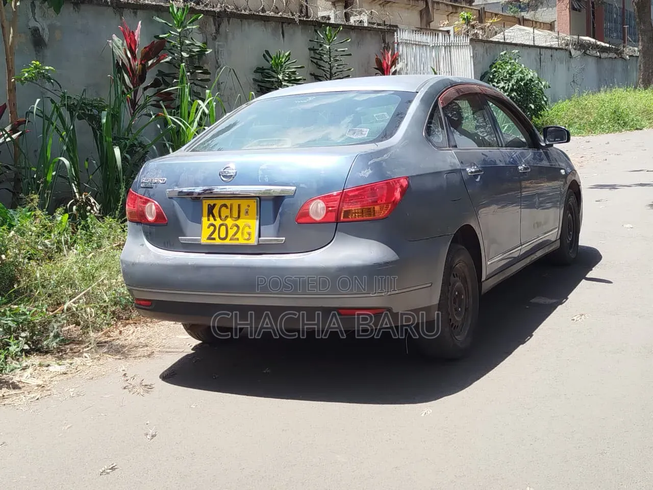 Nissan Bluebird 2012 Blue