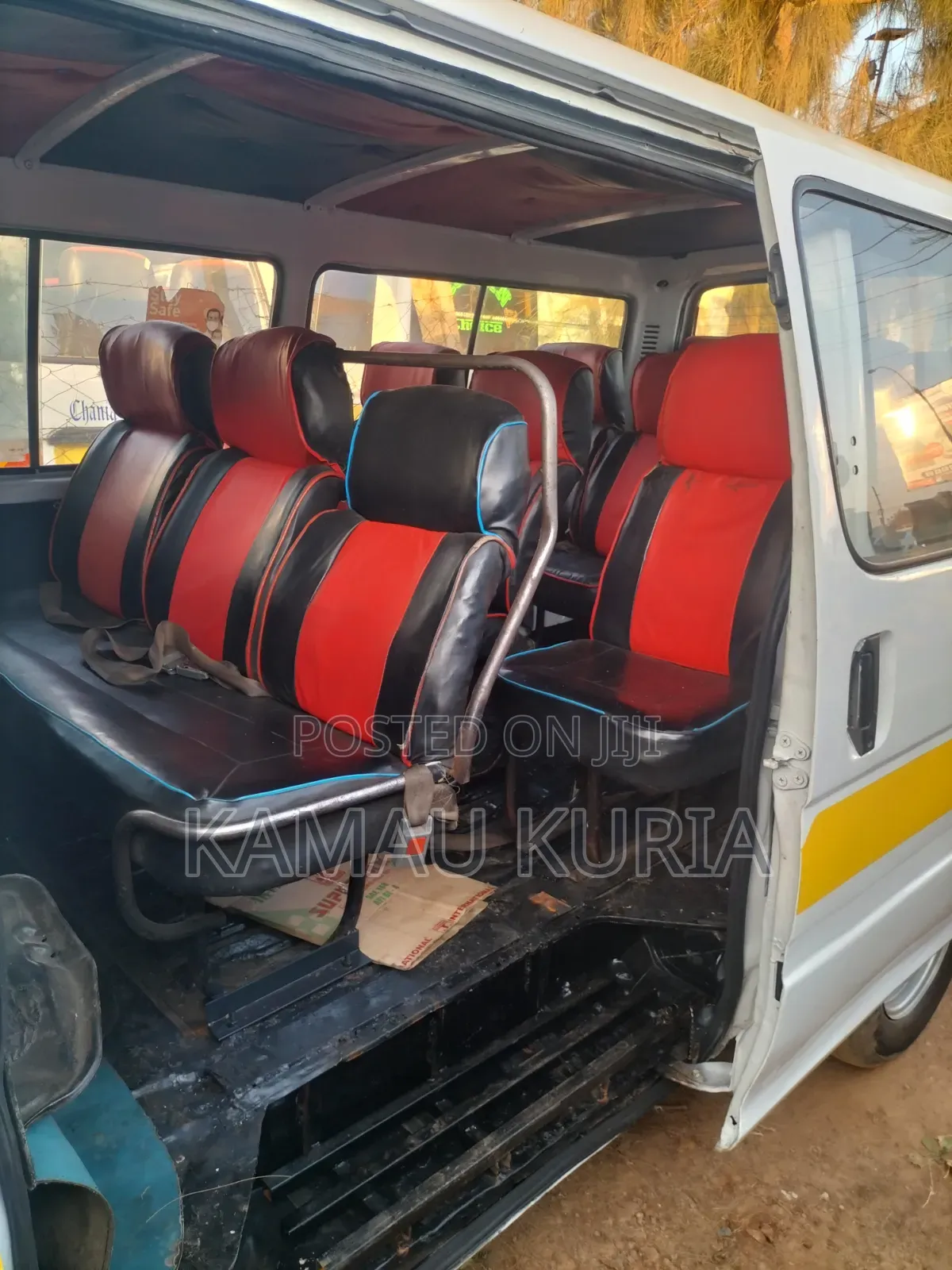 Toyota HiAce 2003 White