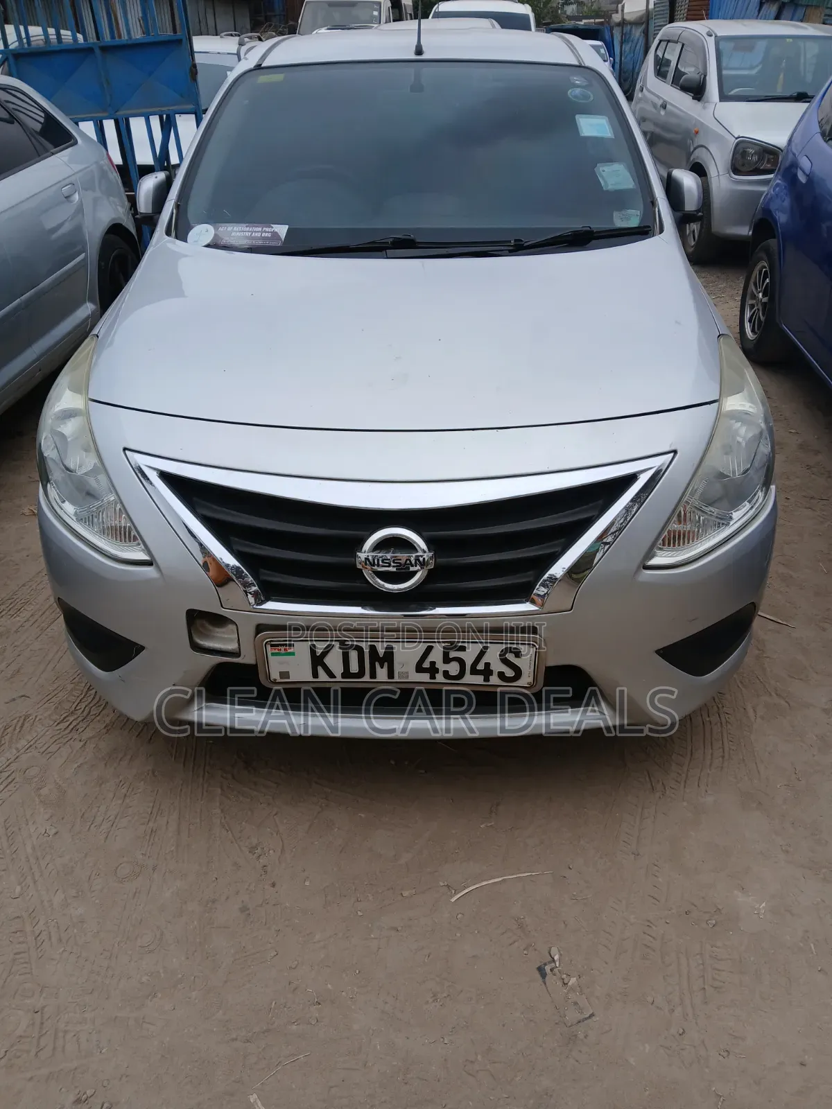 Nissan Latio 1.2 2016 Silver
