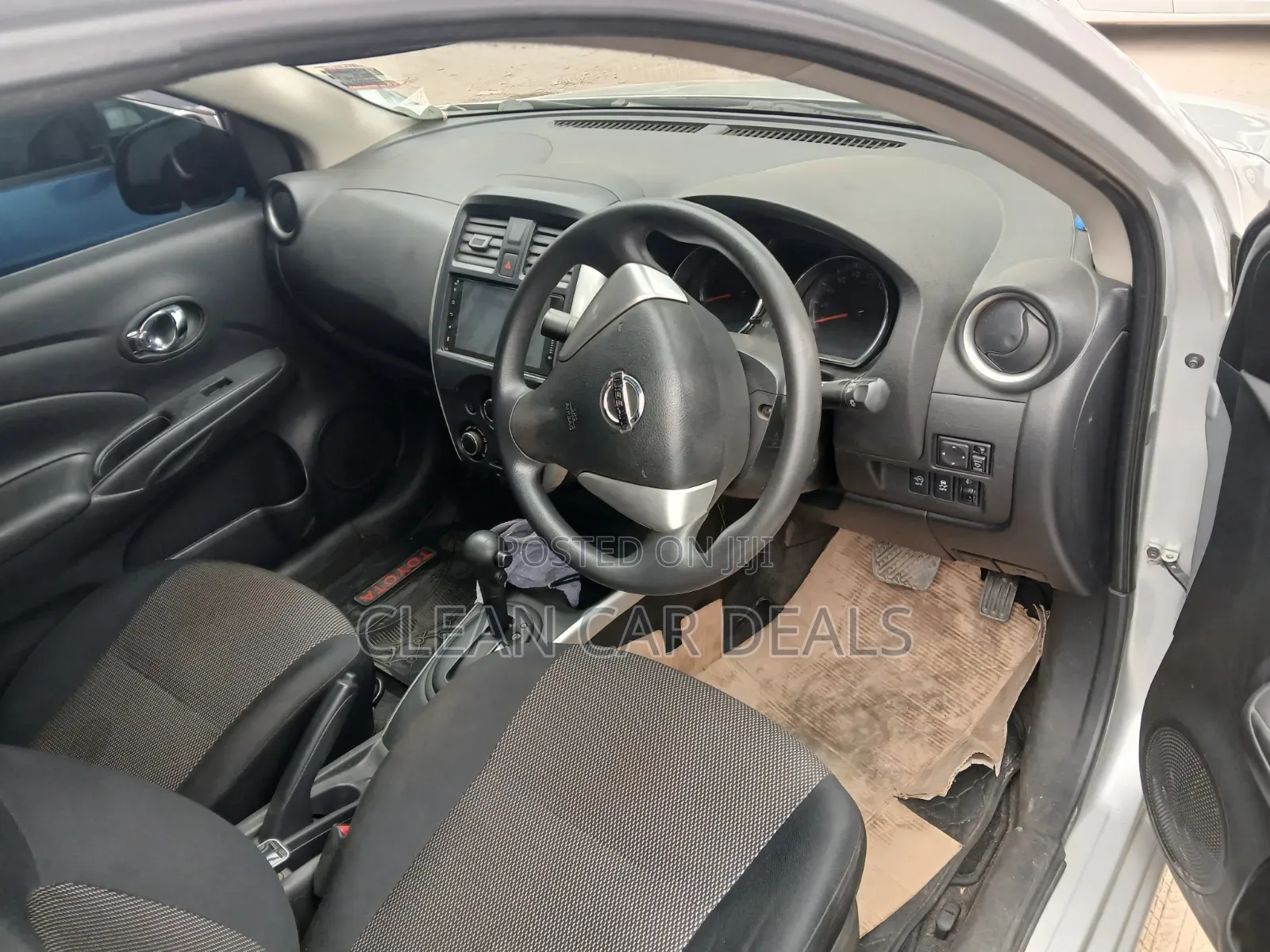 Nissan Latio 1.2 2016 Silver