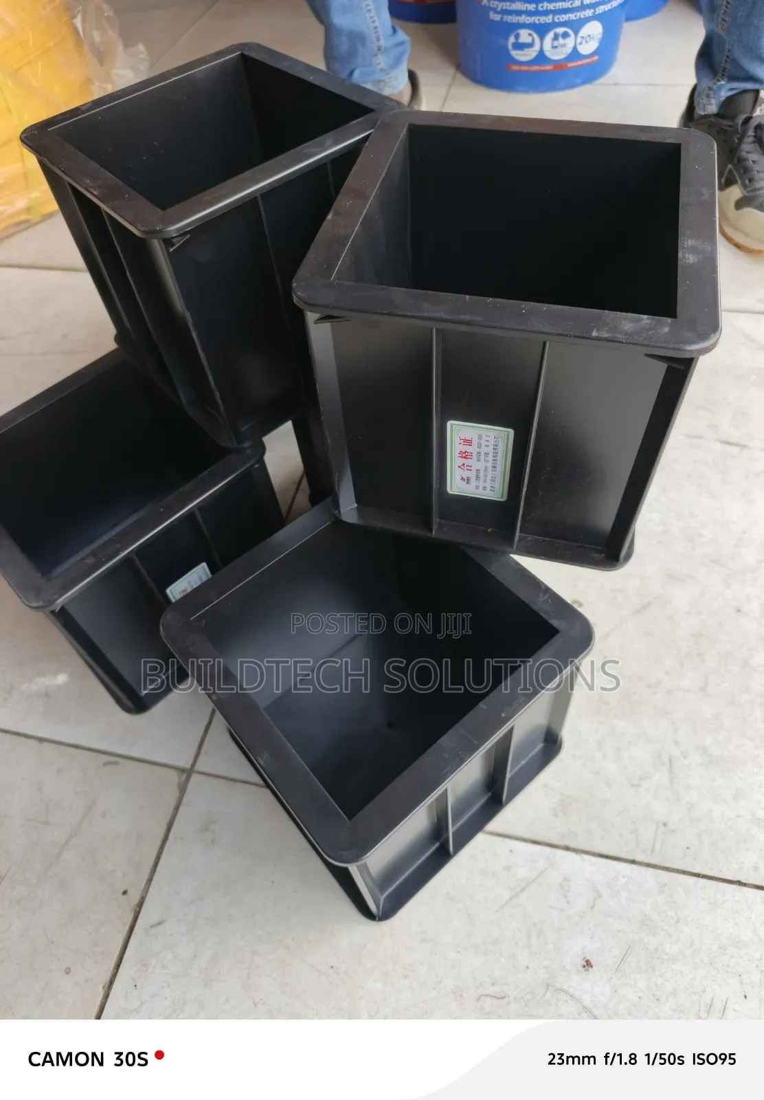 Plastic Concterete Cubes