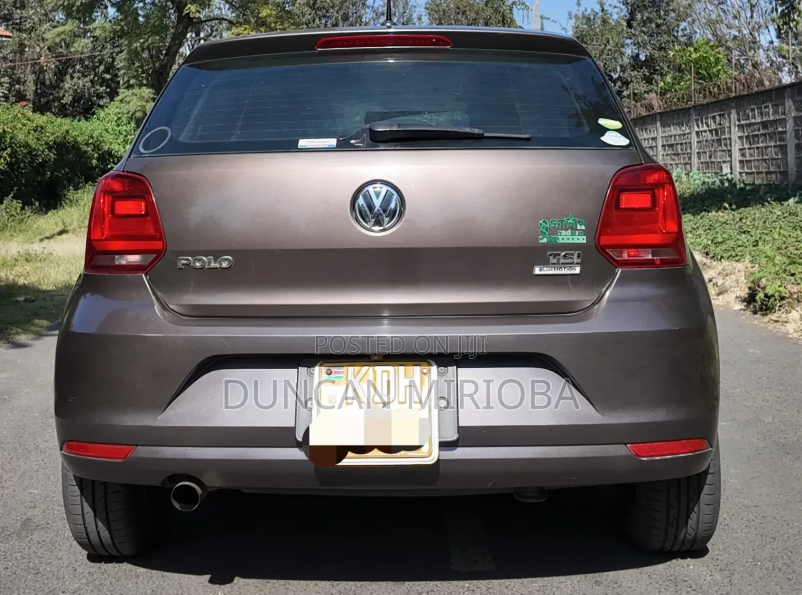 Volkswagen Polo 2015 Gray