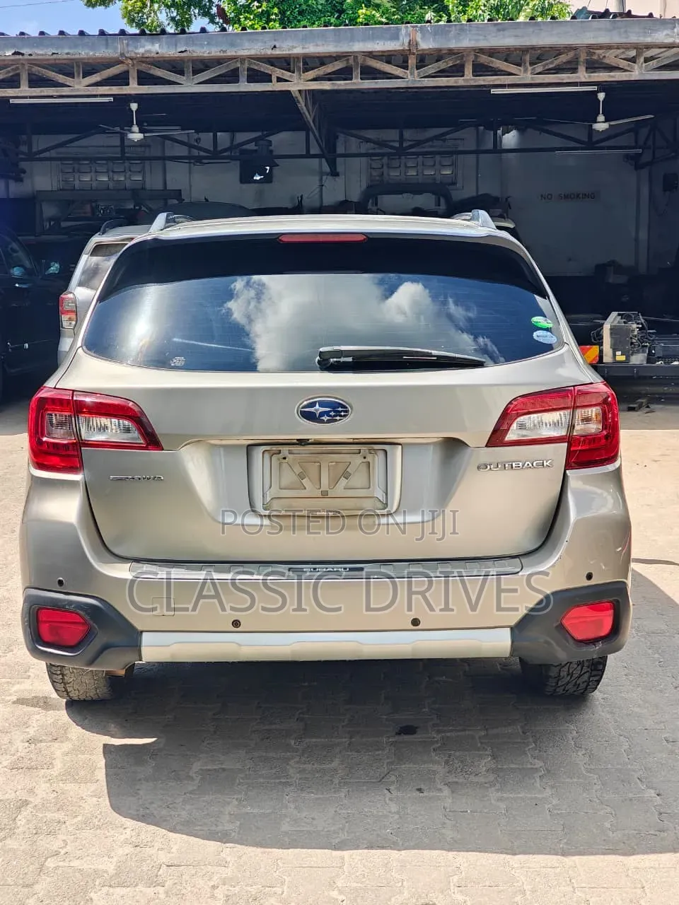 Subaru Outback 2017 Brown
