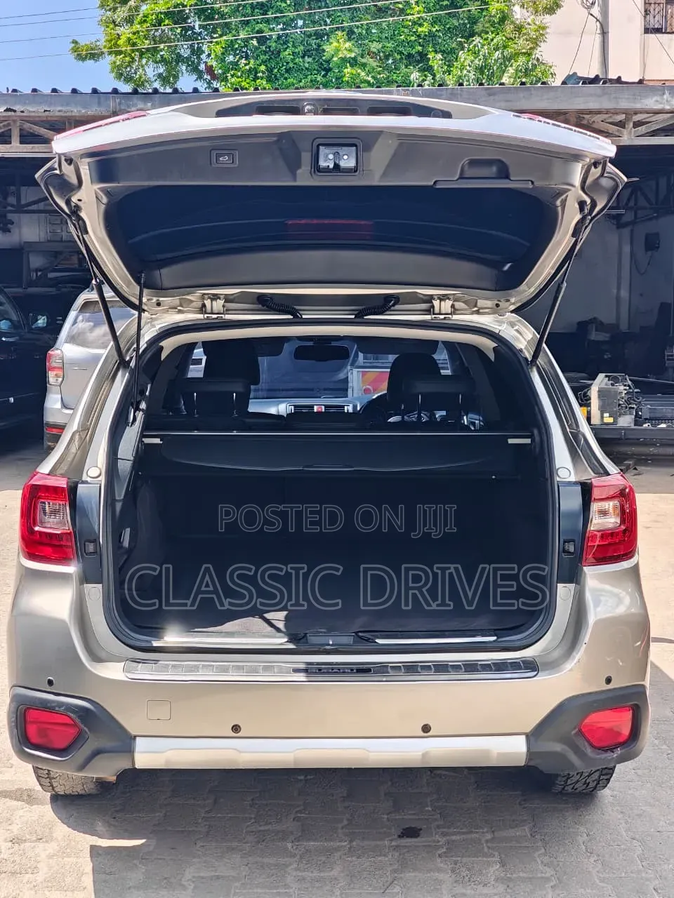 Subaru Outback 2017 Brown