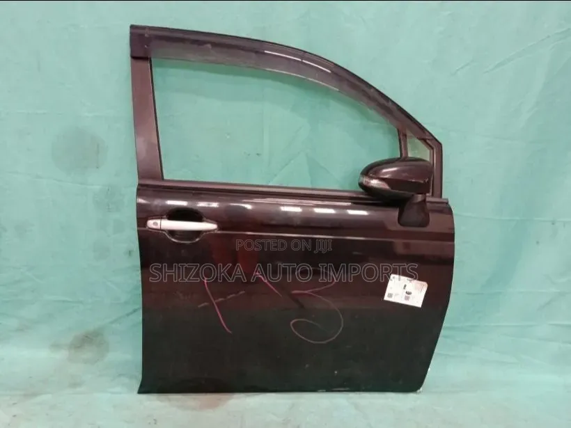 F Door Assy Rh Toyota Spade Nsp140 2015