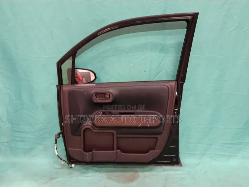 F Door Assy Rh Toyota Spade Nsp140 2015