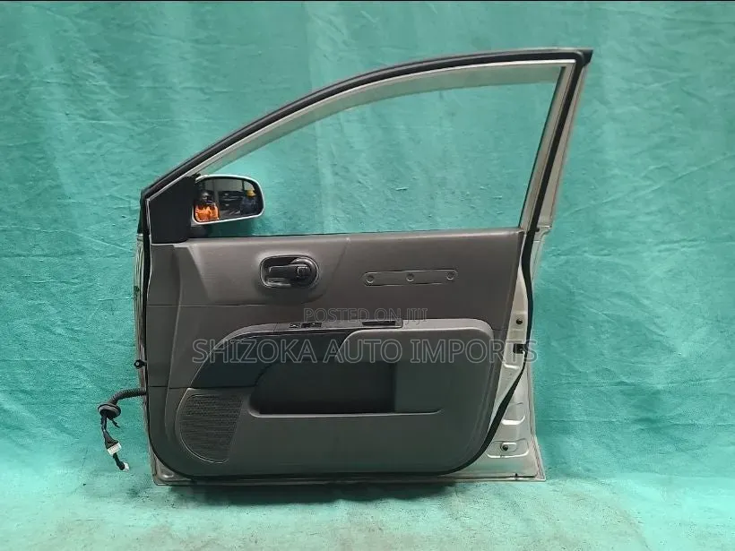 F Door Assy Rh Nissan Ad Vy12 2014