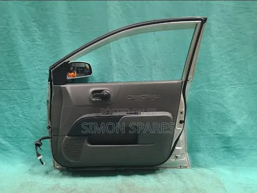 F Door Assy Rh Nissan Ad Vy12 2014