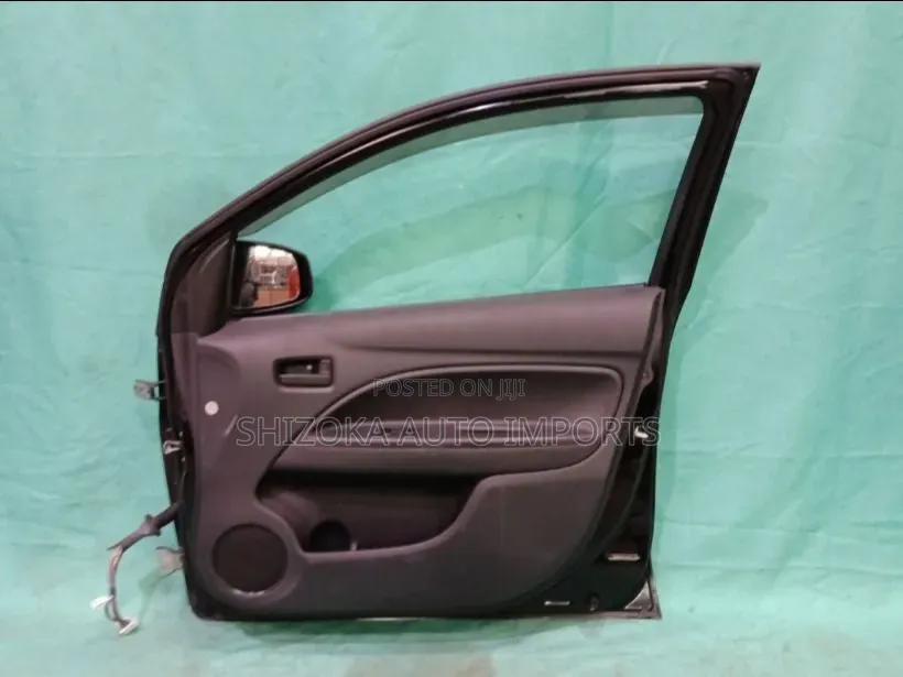 F Door Assy Rh Mitsubishi Mirage A05a 2013