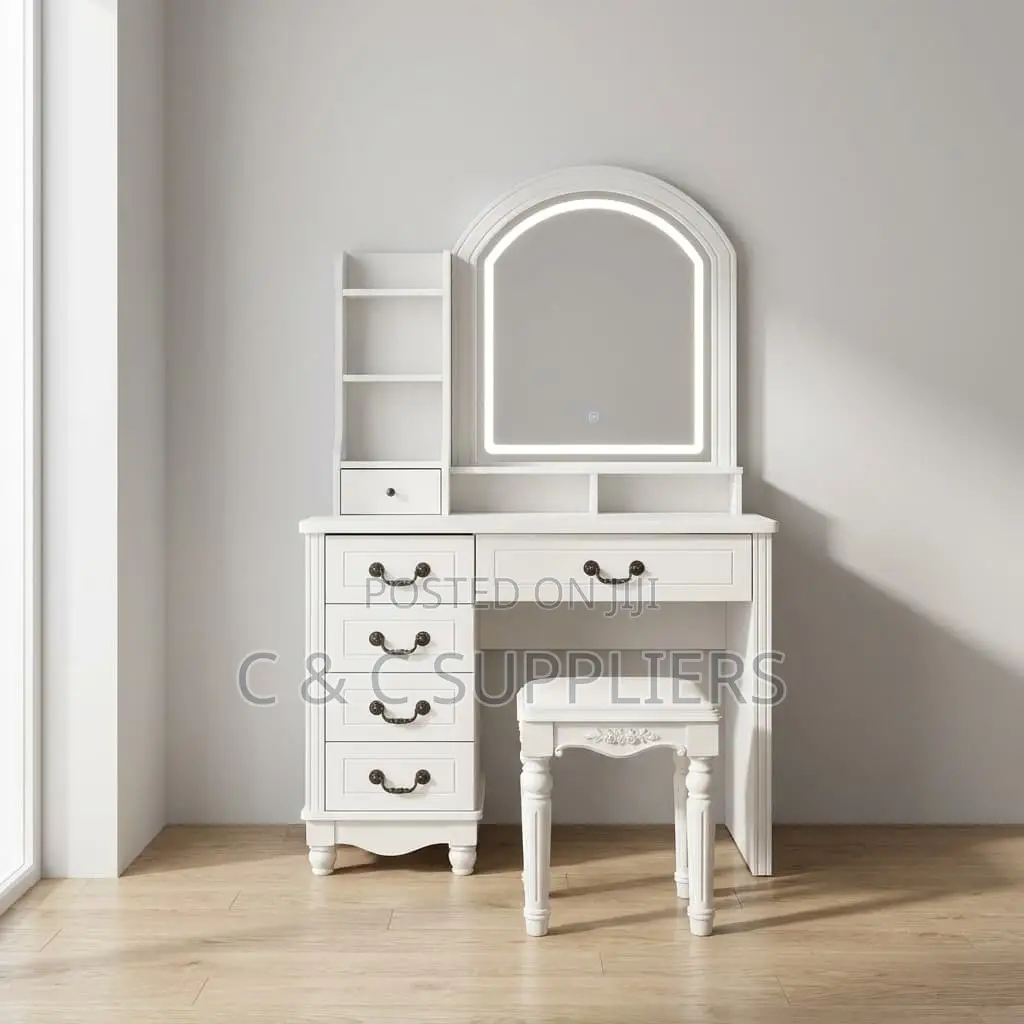 White Modern Vanity Make Up Desk