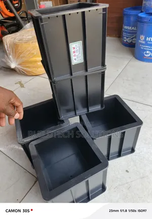 High Quality Plastic Testing Cube