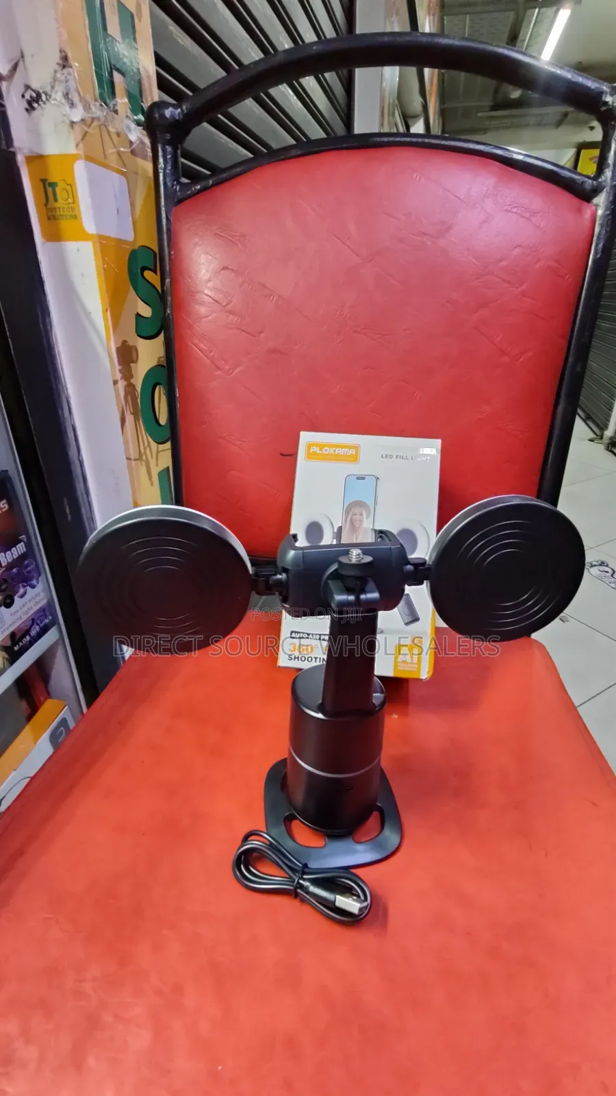Smart Face-Tracking Gimbal for Content Creators