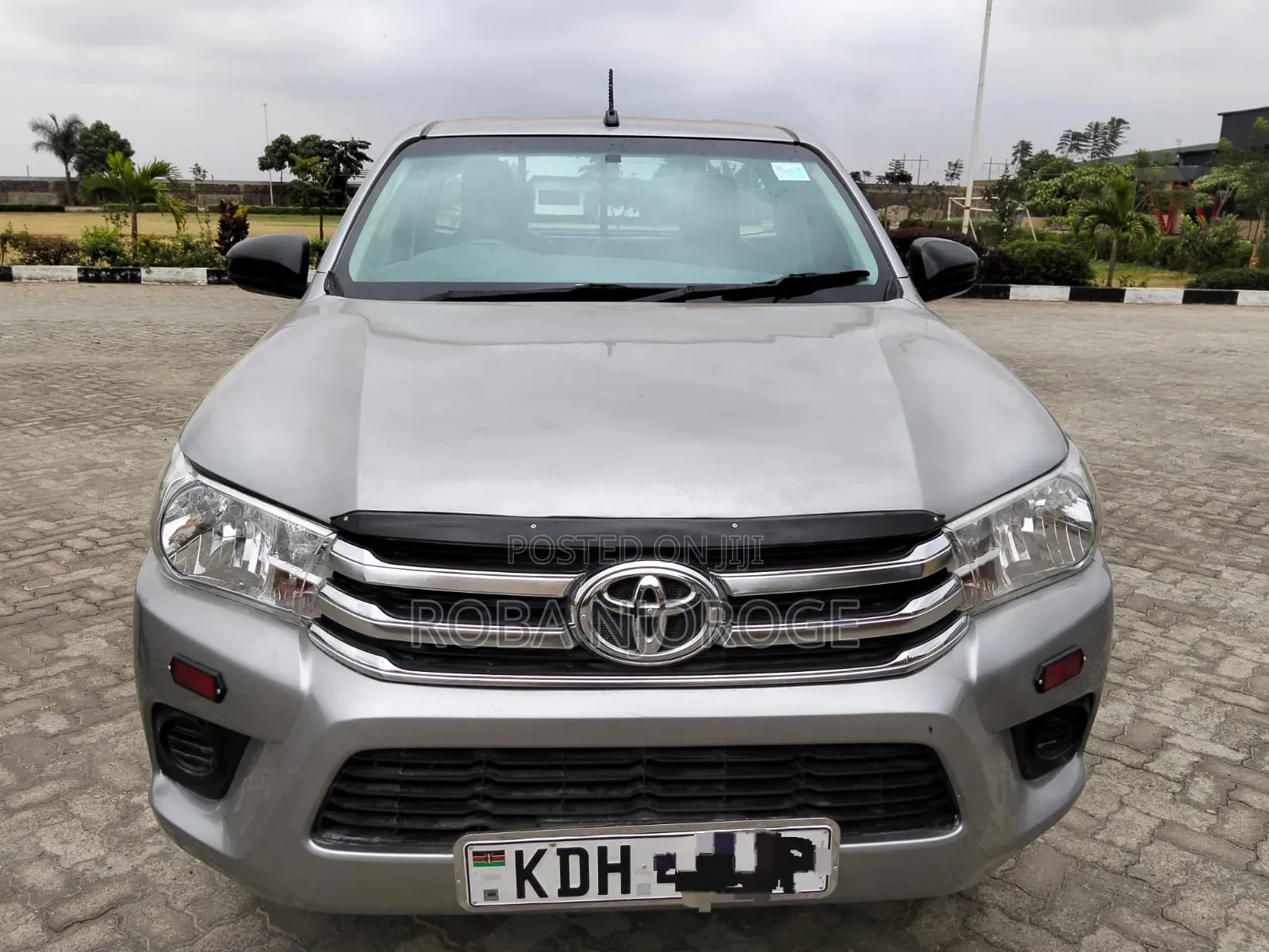 Toyota Hilux Revo Single Cab Deisel 2.4 RWD 2017 Gray
