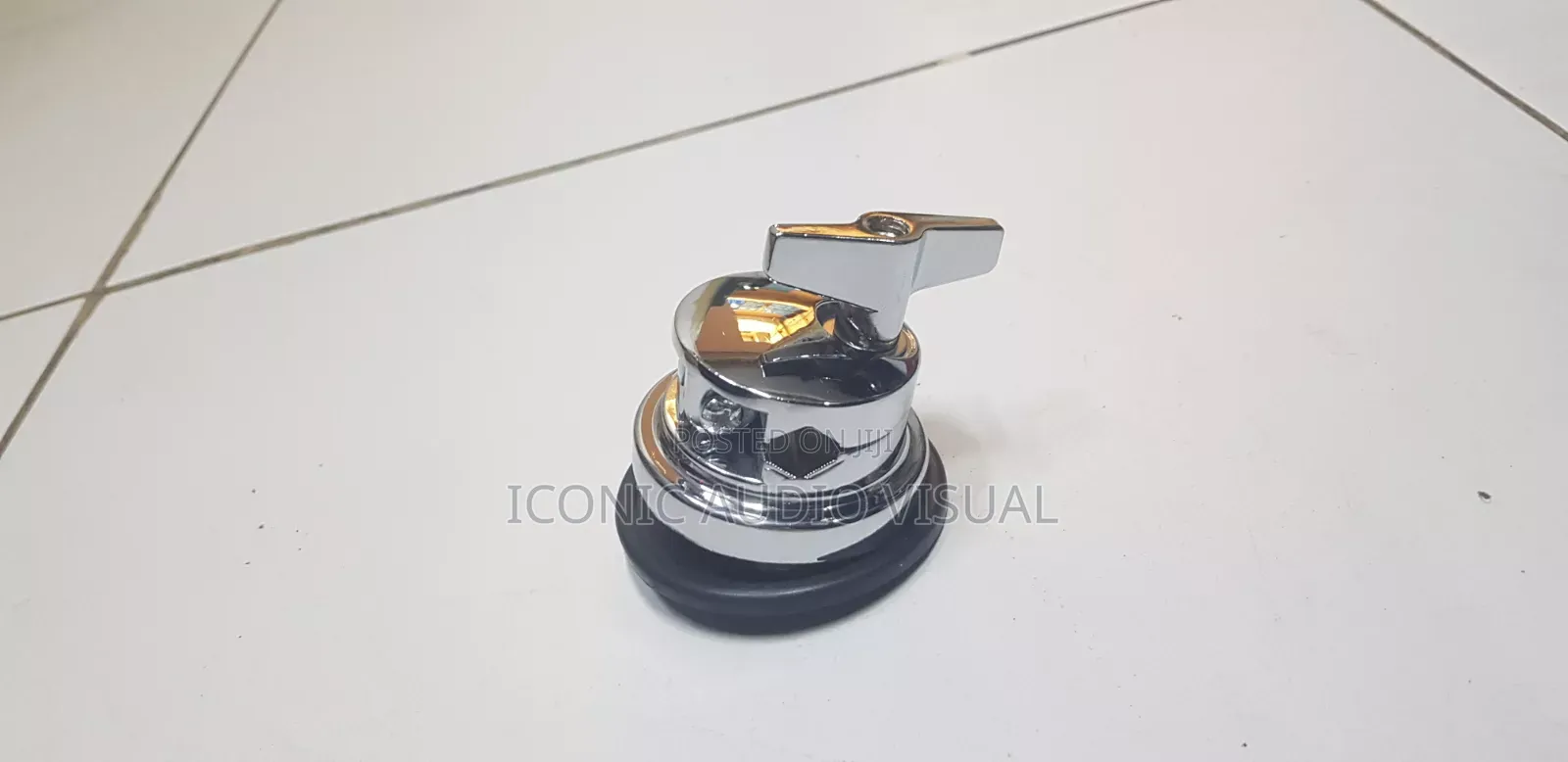 Ton Mount Bracket