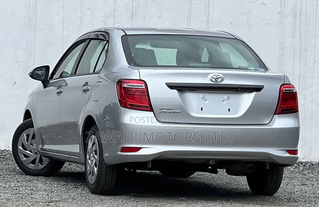Toyota Axio 1.5 G 2WD 2019 Silver