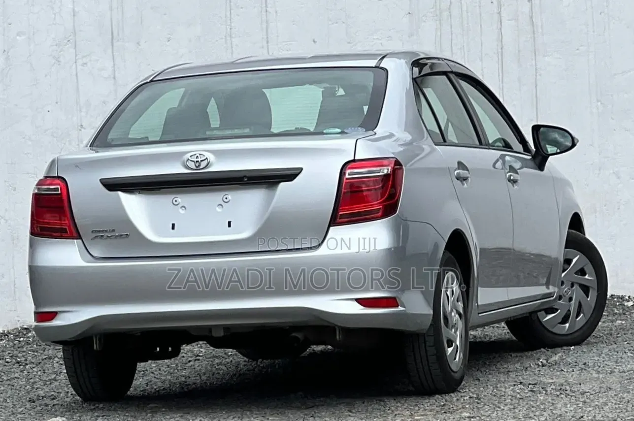 Toyota Axio 1.5 G 2WD 2019 Silver