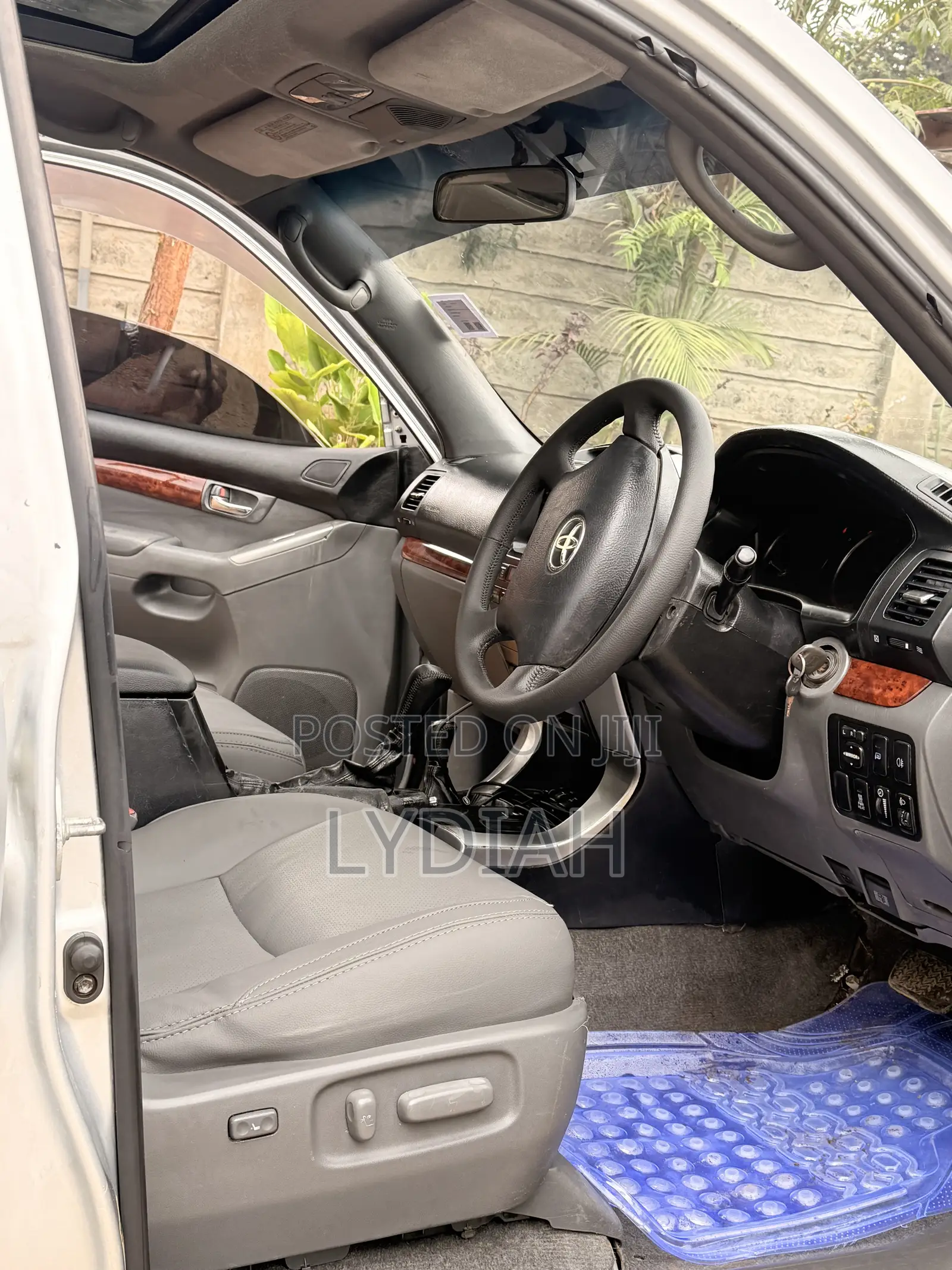 Toyota Land Cruiser Prado 2004 Silver