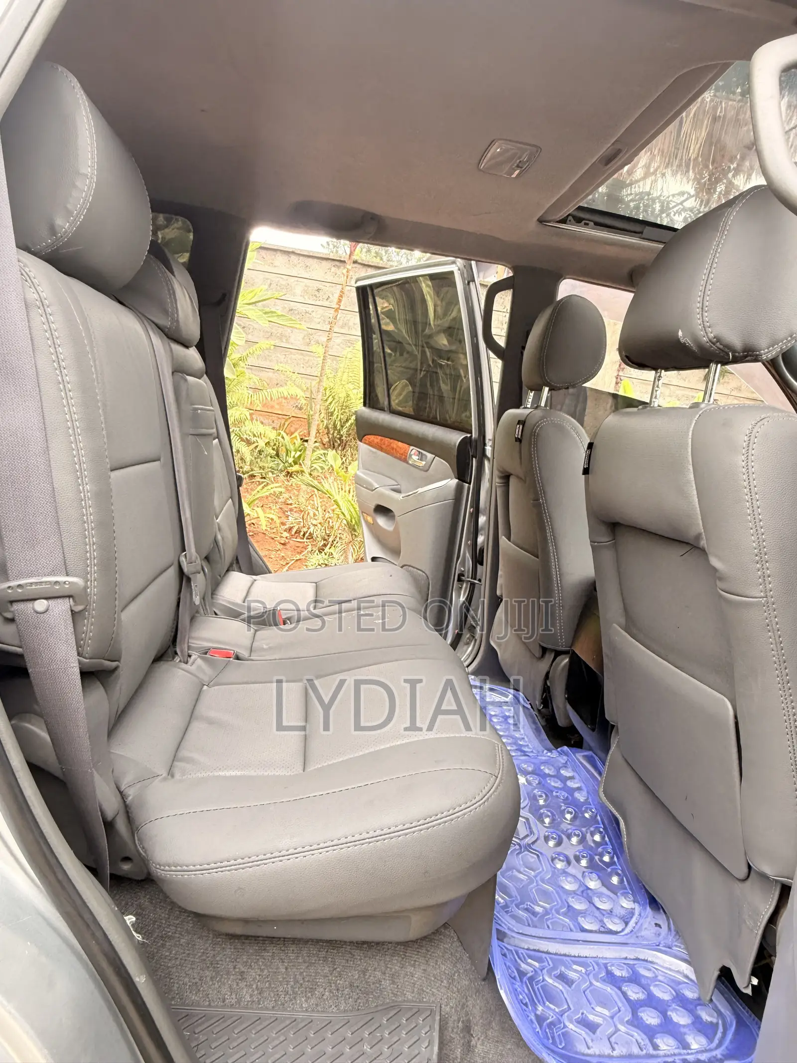 Toyota Land Cruiser Prado 2004 Silver