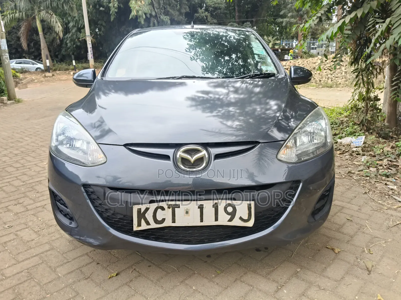 Mazda Demio 2012 Gray