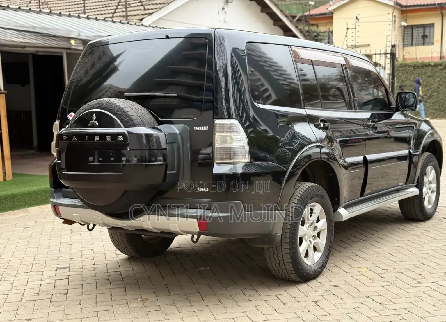 Mitsubishi Pajero 2010 Black