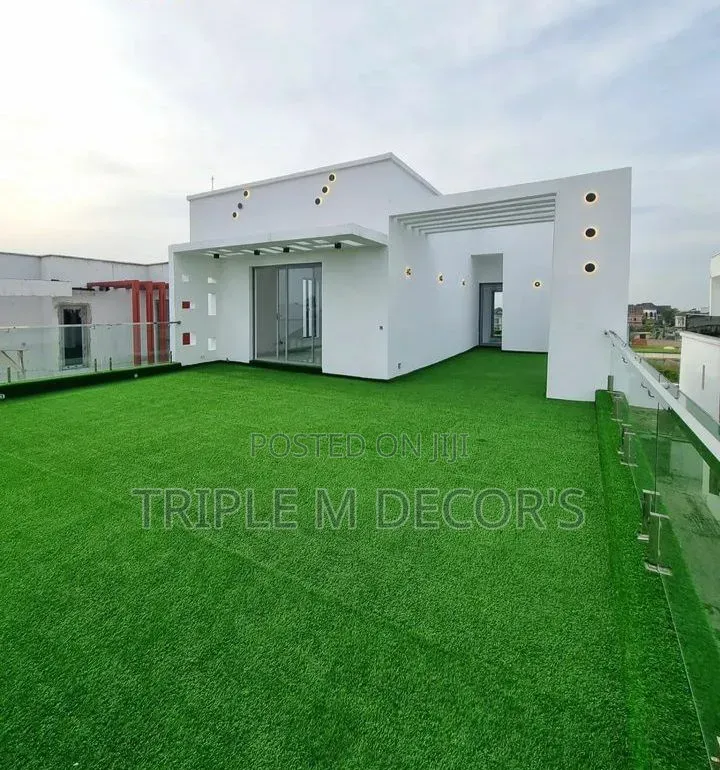 Unique Balcony Artificial Grass Carpet