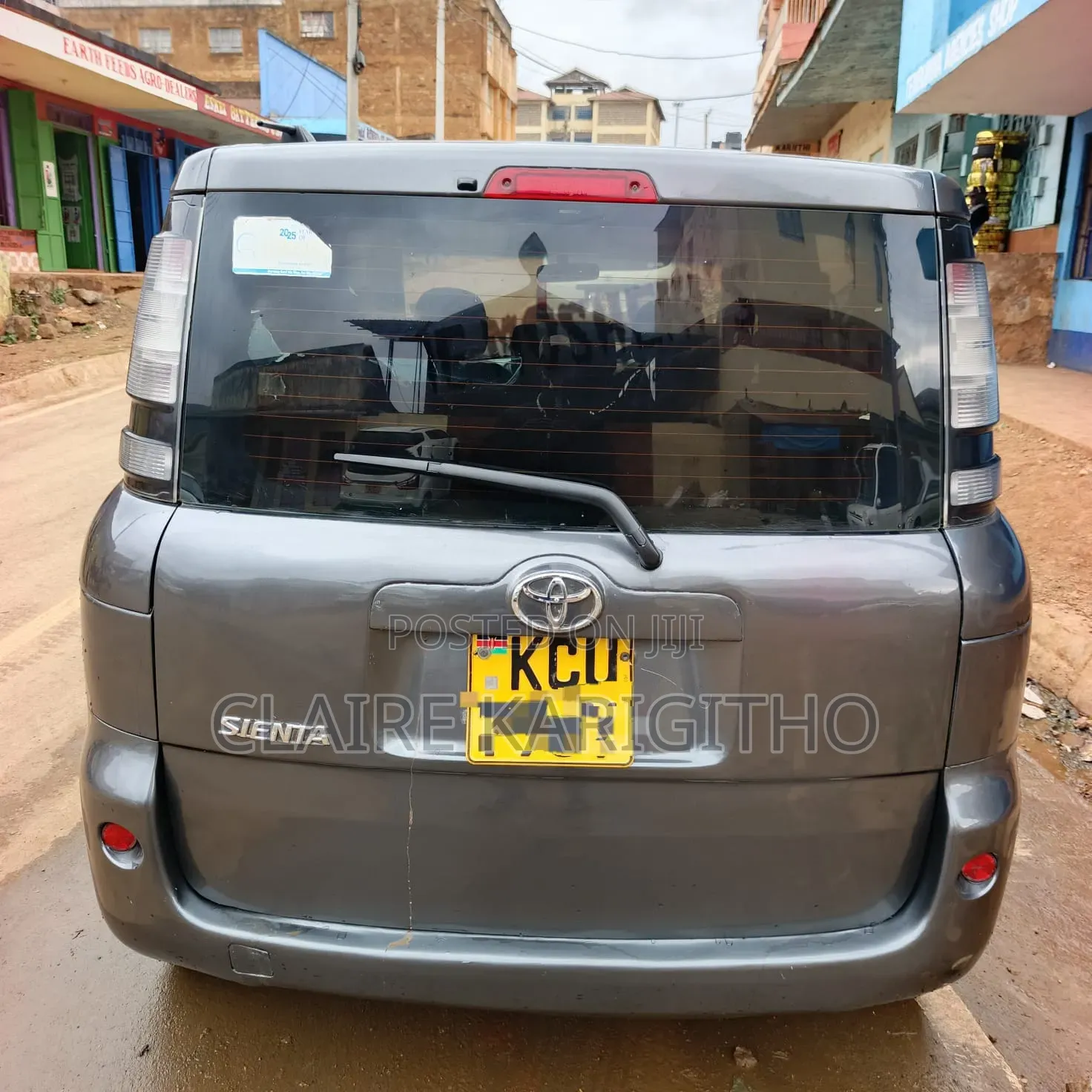 Toyota Sienta 1.5 FWD 2013 Gray