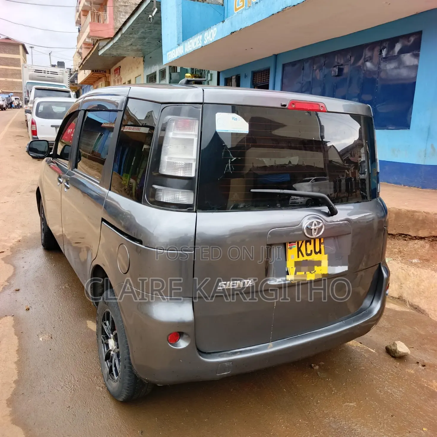 Toyota Sienta 1.5 FWD 2013 Gray