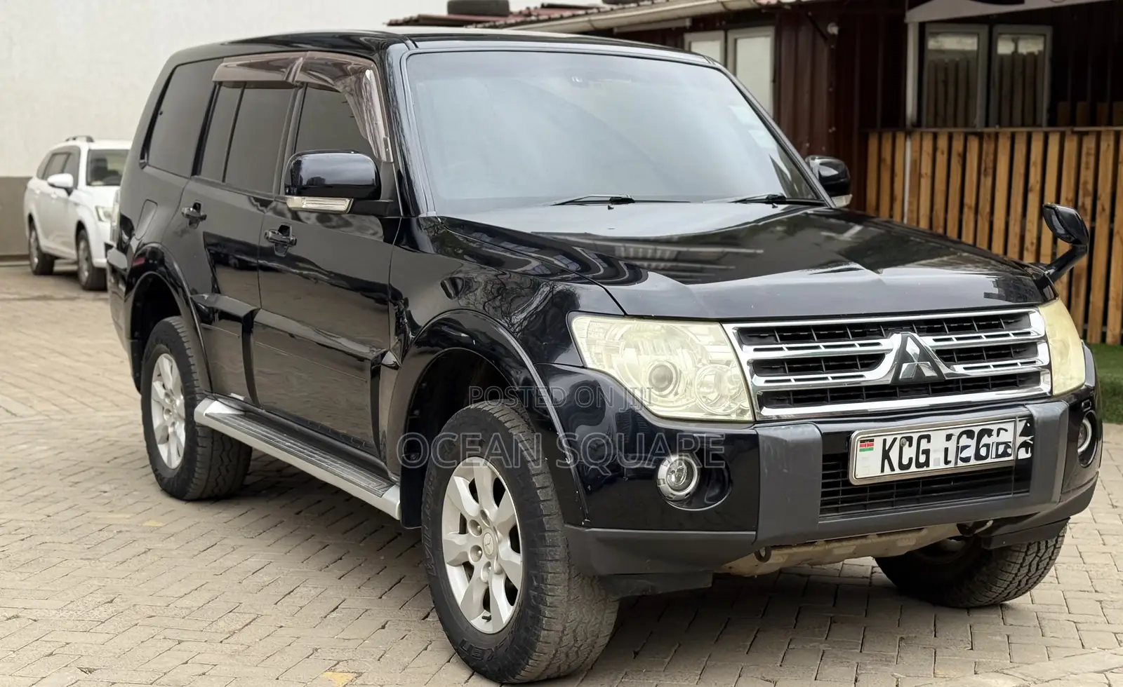 Mitsubishi Pajero 2008 Black