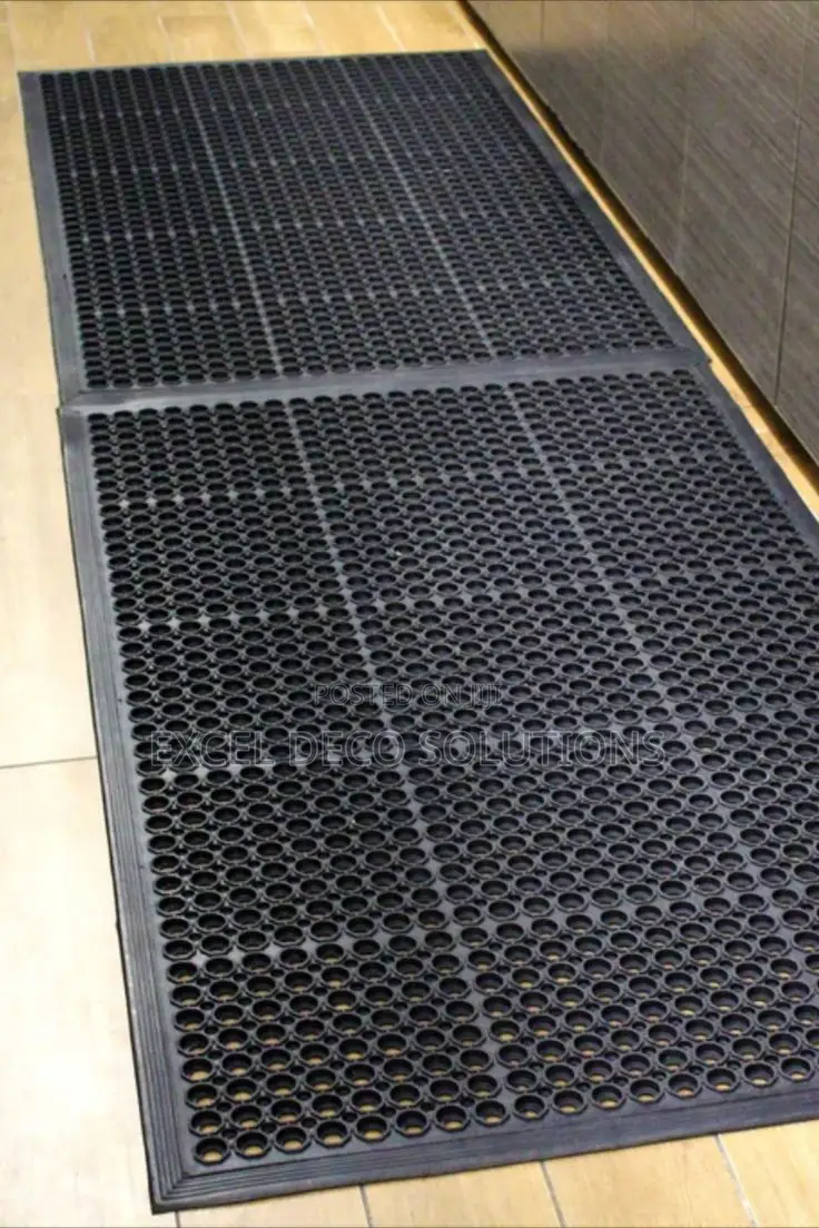 Dirt Trapper Entrance Mats 120x80cm | Heavy-Duty Rubber Ramp