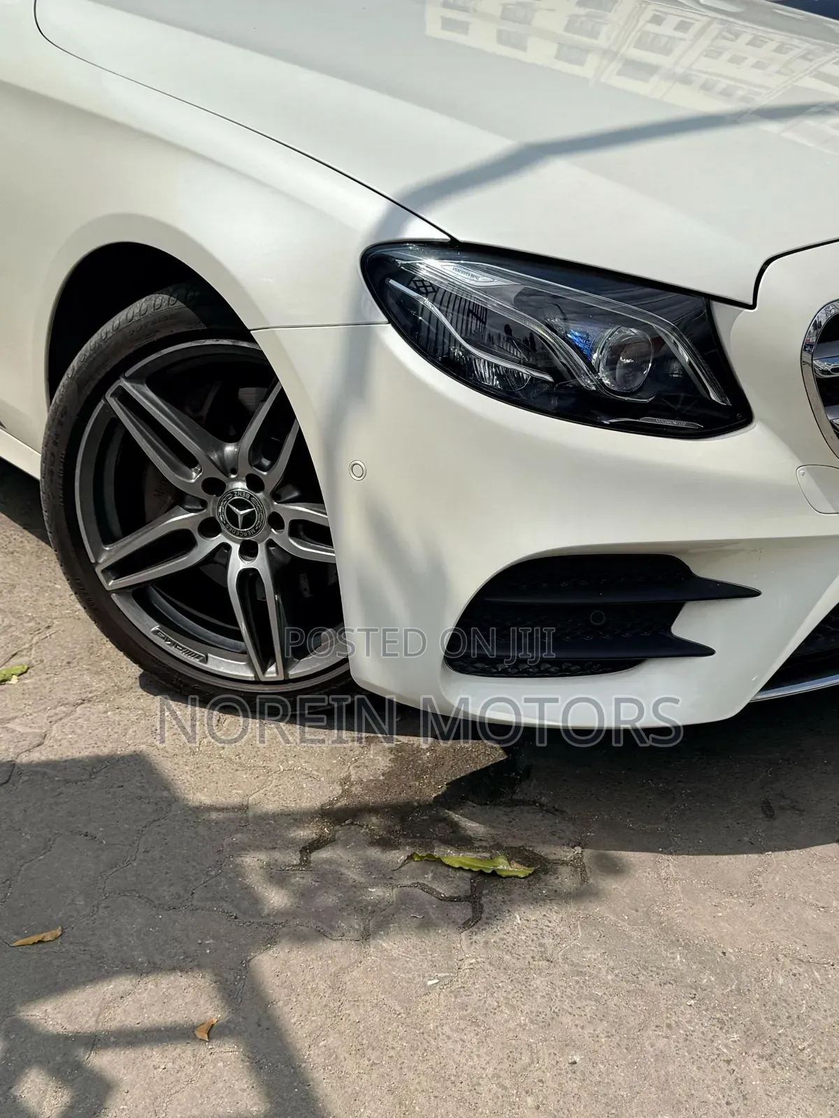Mercedes-Benz C200 2019 Off white