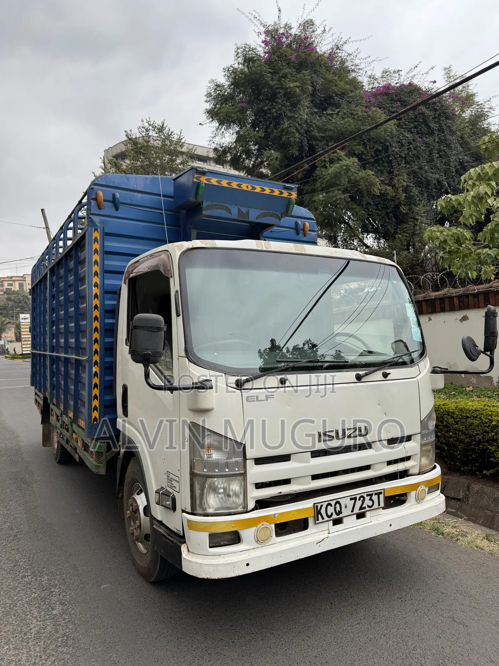 Isuzu Elf Lorry 2012 White