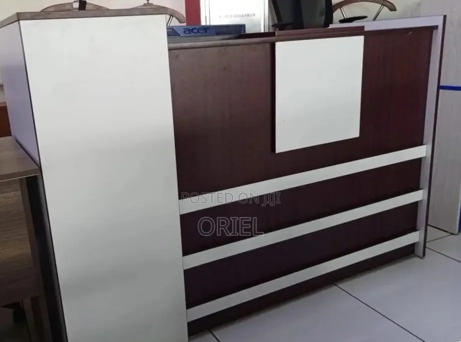 1.6M Office Reception Counter Desk : Modern Office Counter Table