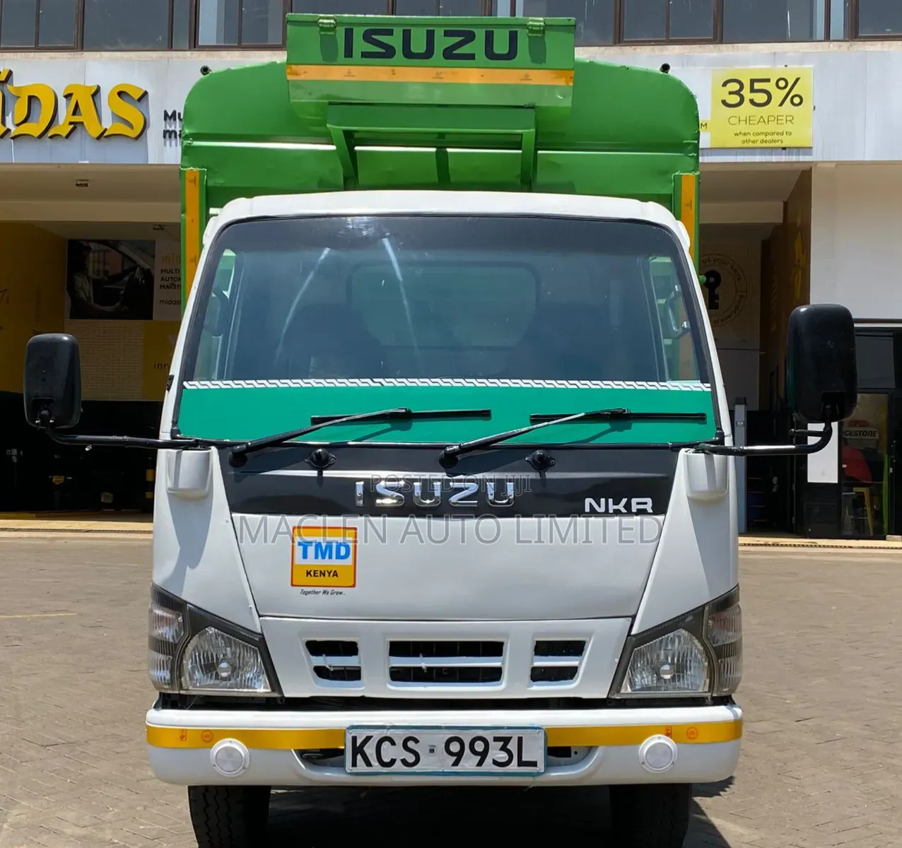 Isuzu NKR 2018 White