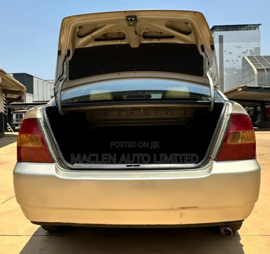Toyota Corolla 2003 Gold