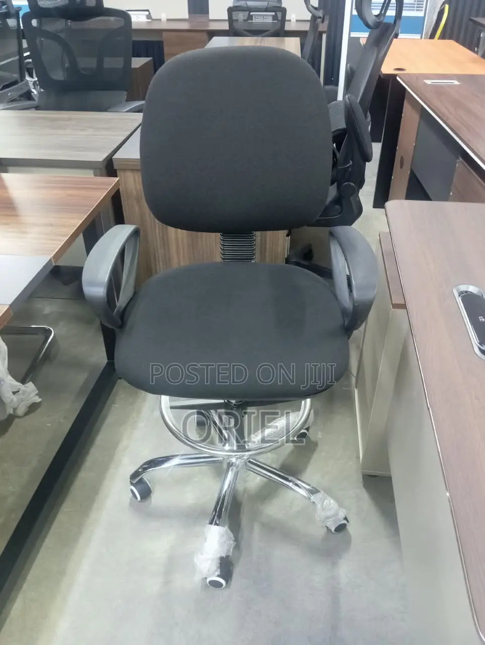 Office Swivel Chair :Armless Ergonomic Adjustable Height Fabric Chair