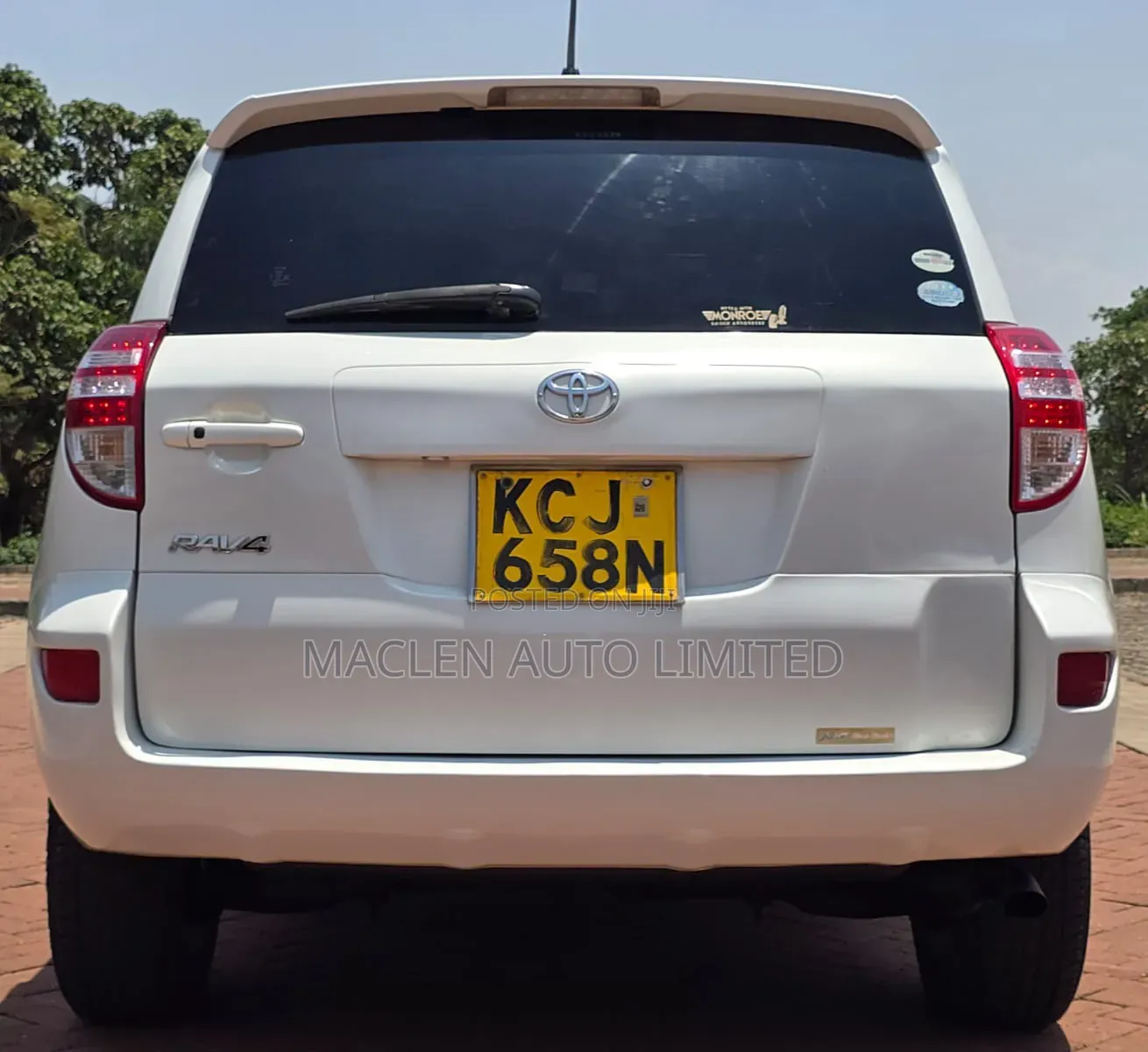 Toyota RAV4 2009 White