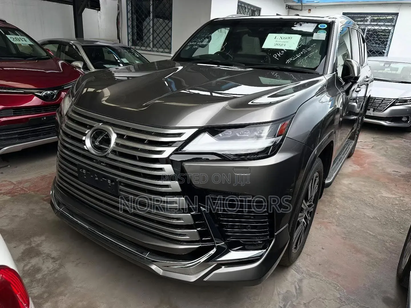 Lexus LX 2023 Gray