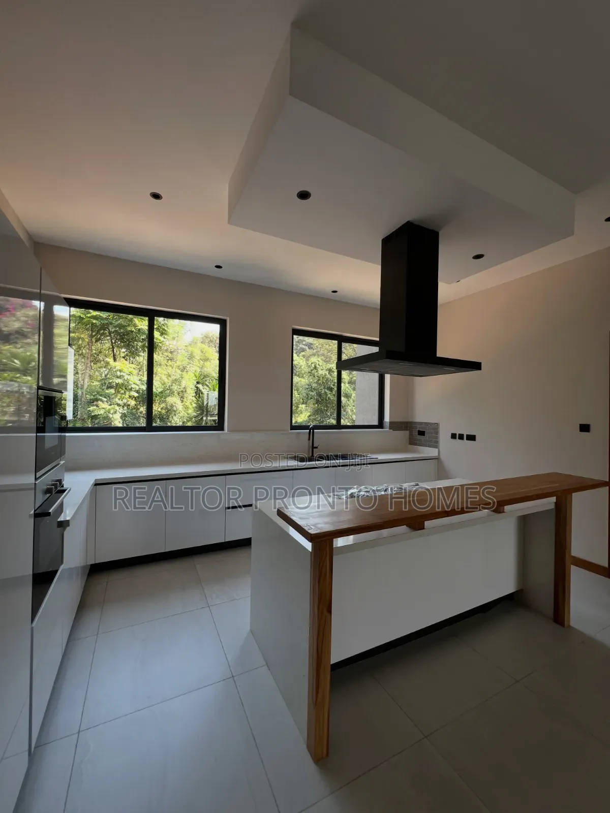 4bdrm Apartment in Loresho for rent